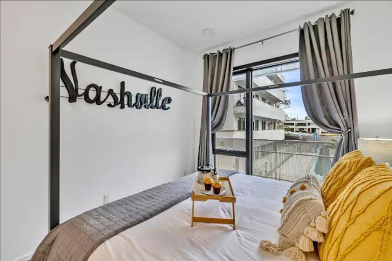 City Escape Perfect For Couples Apartman NashvilleNashville  Kültér fotó